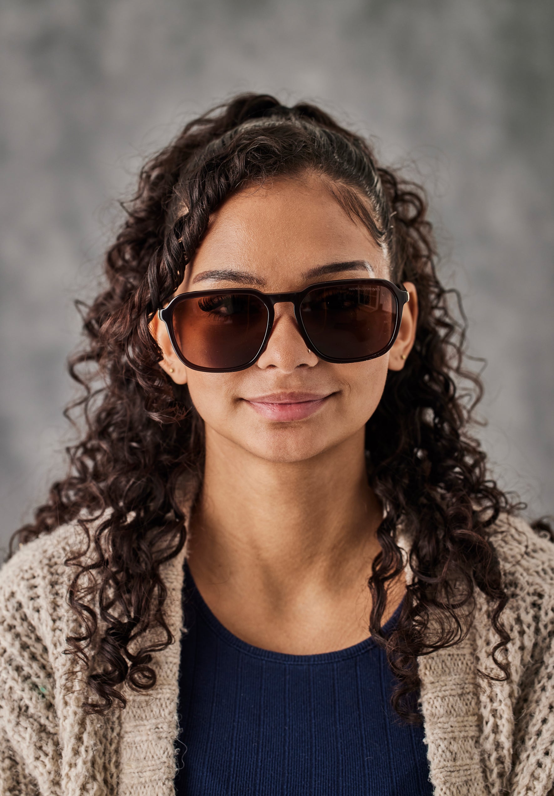 Trianglen milky dark brown sunglasses