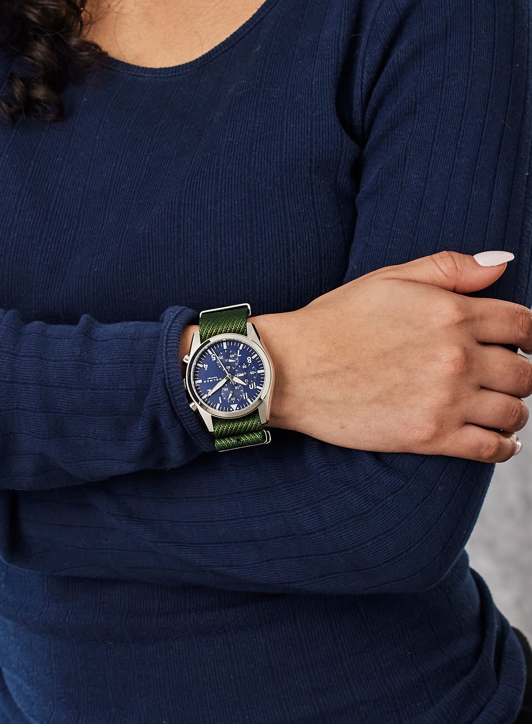 Adventurer watch 42mm navy blue dial with green nato strap