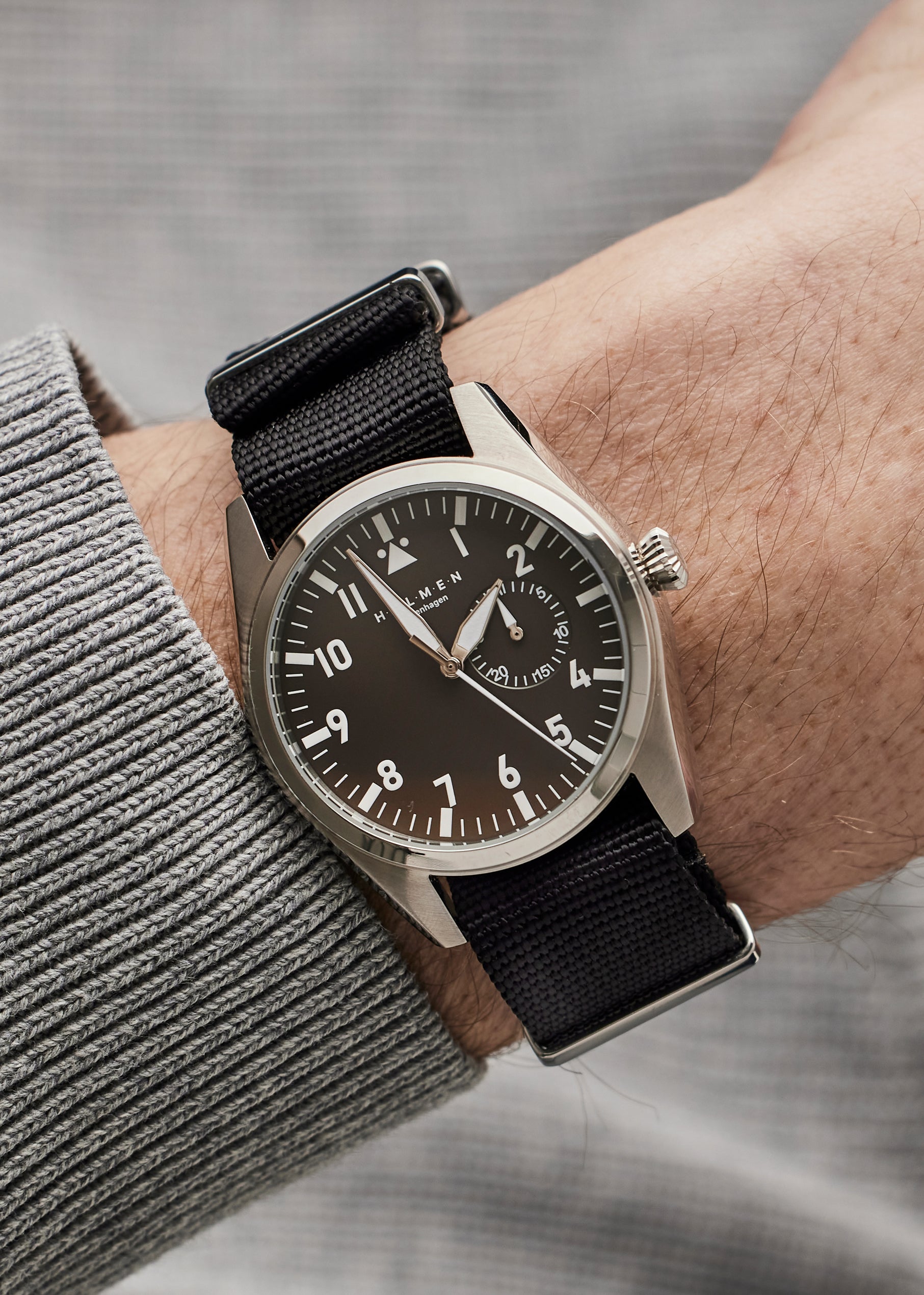 City watch 42mm grey dial with black nato strap