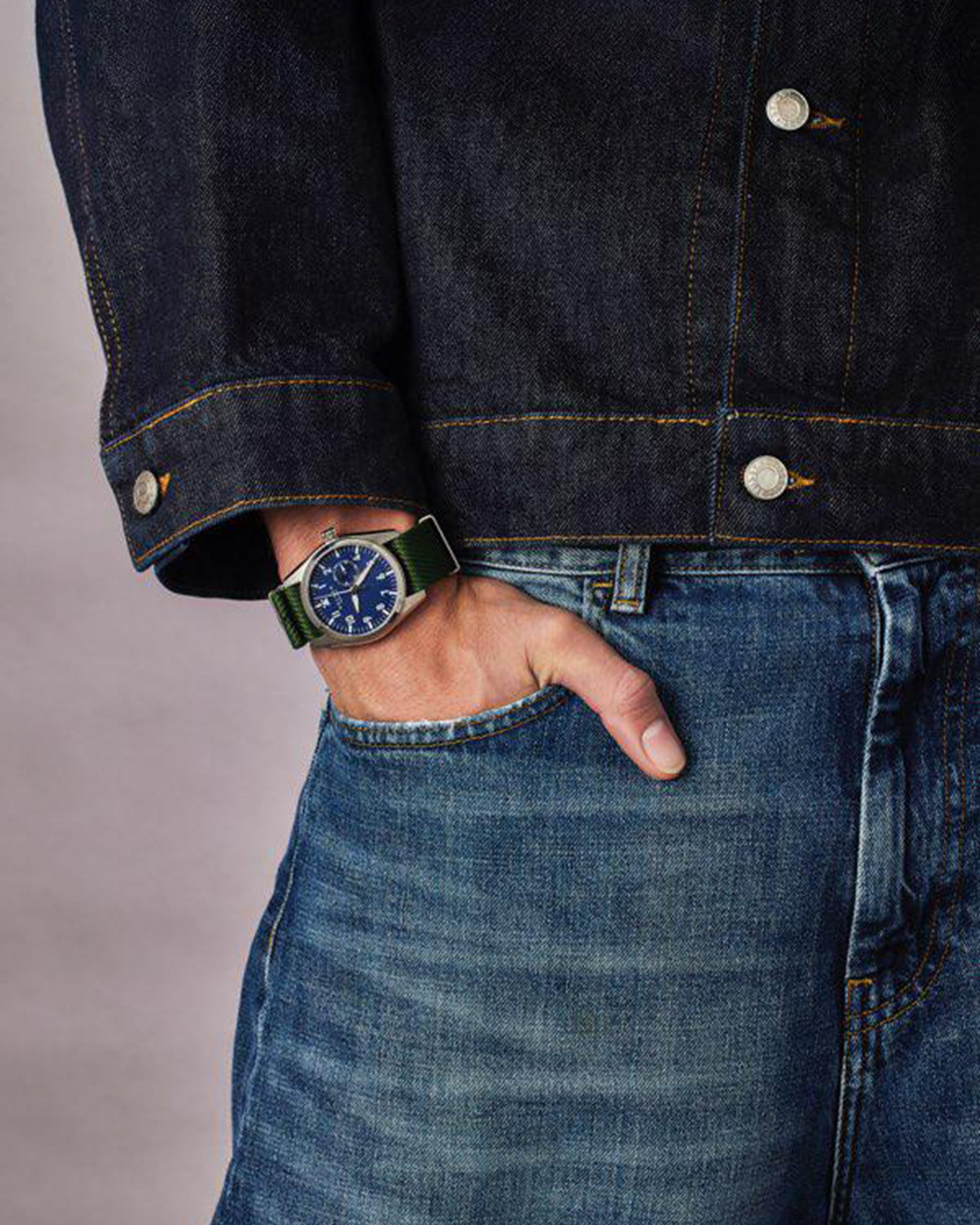 City watch 42mm navy blue dial with green nato strap